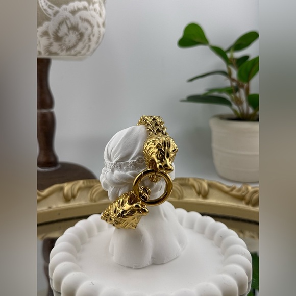 Stainless Steel Lion Head Gold  Bracelet-Unisex With the Gift Box - Picture 6 of 11